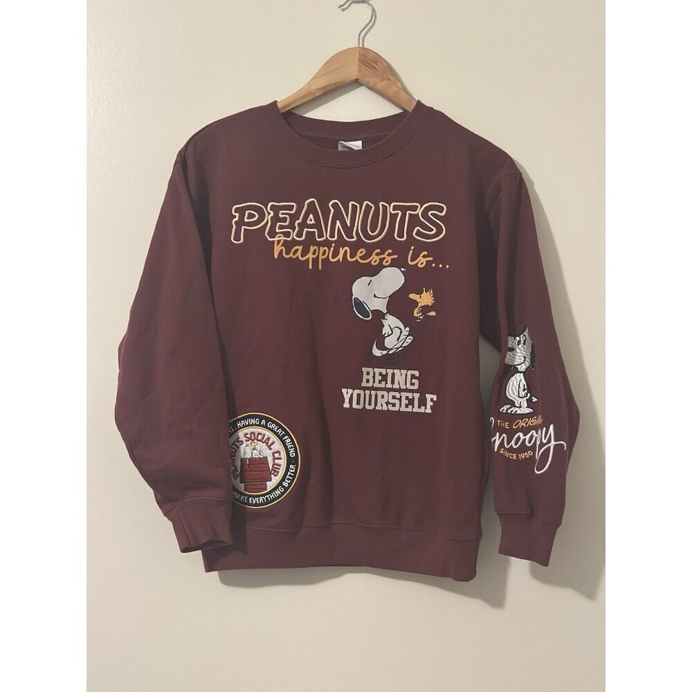 Peanuts Women’s Snoopy‎ Embroidered Pull Over Sweatshirt Maroon Size Small